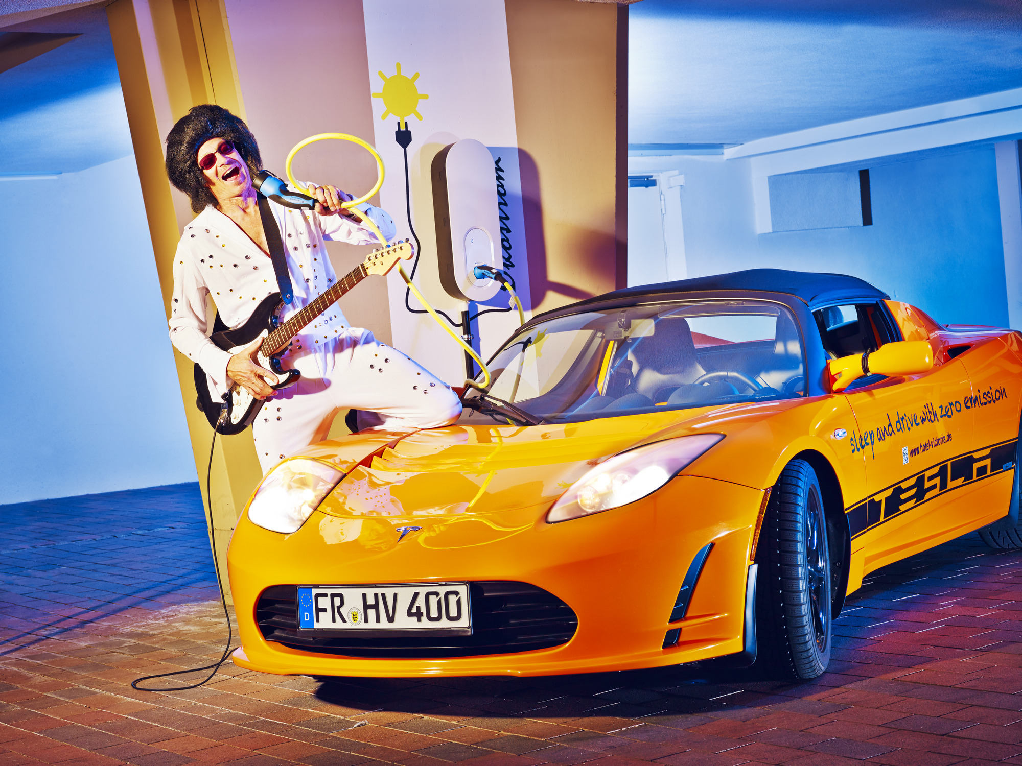 best-western-premier-hotel-victoria-solartankstelle